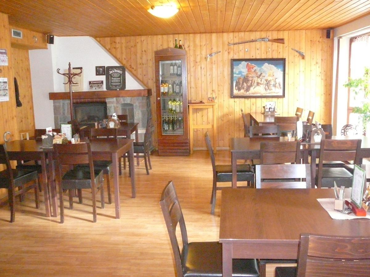 Ubytovani Nad Bisonem Hlinsko Bagian luar foto